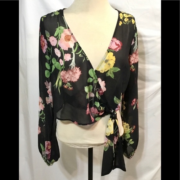 Forever 21 Contemporary Floral Blouse - Picture 1 of 6